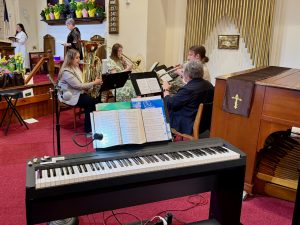 Worship music at First Parish Church UCC in East Derry New Hampshire.